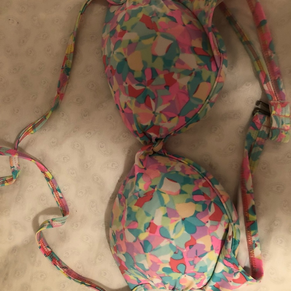 Bikini top